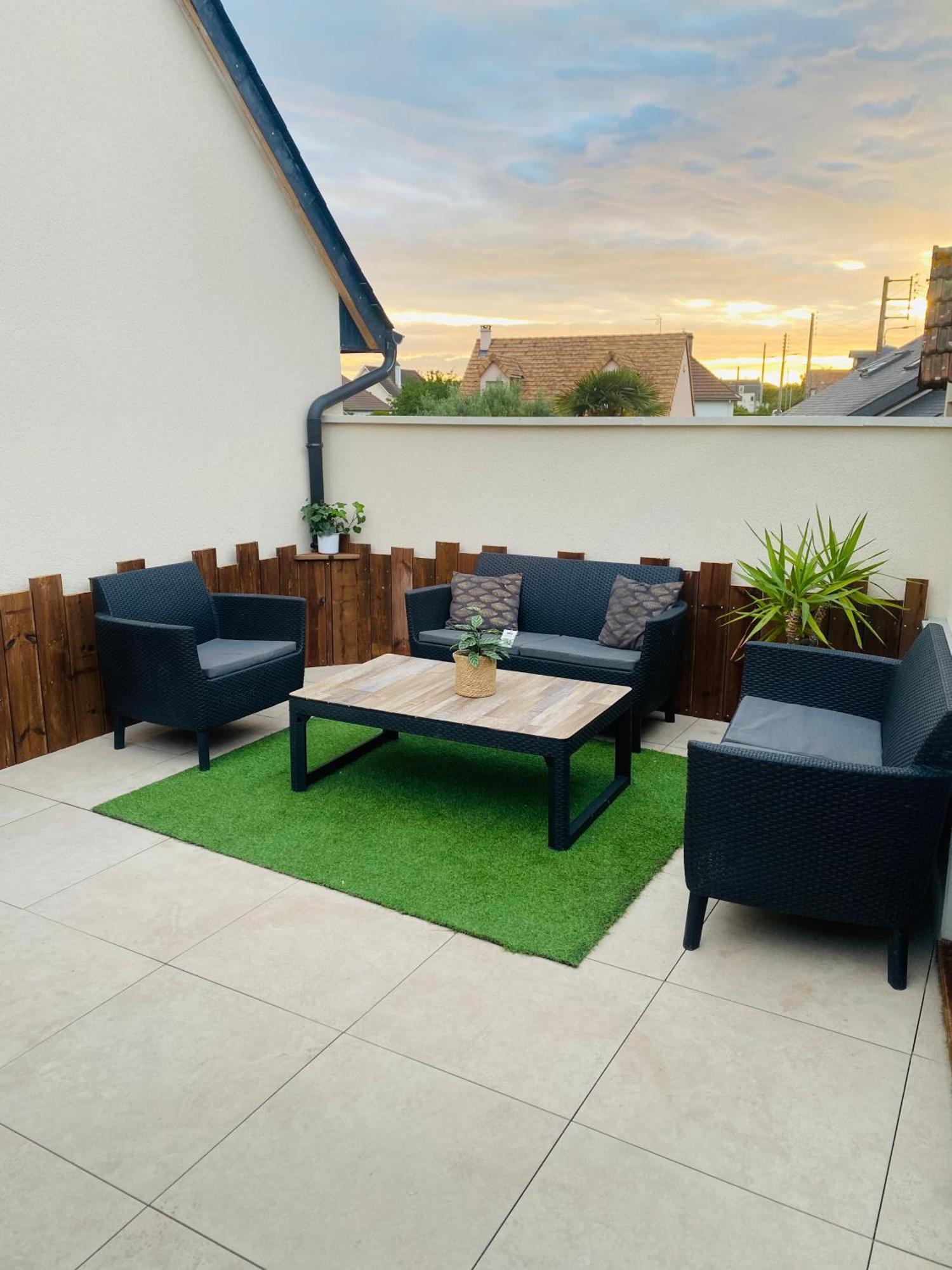Maison De Ville Avec Terrasse Lion-sur-Mer Exteriér fotografie